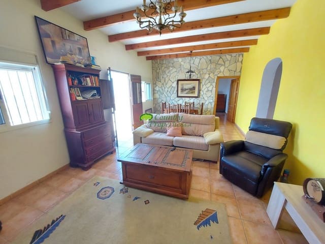 3 chambre Finca/Maison de Campagne à vendre à Lagos, Vélez-Málaga avec garage - 449 000 € (Ref: 8518999)