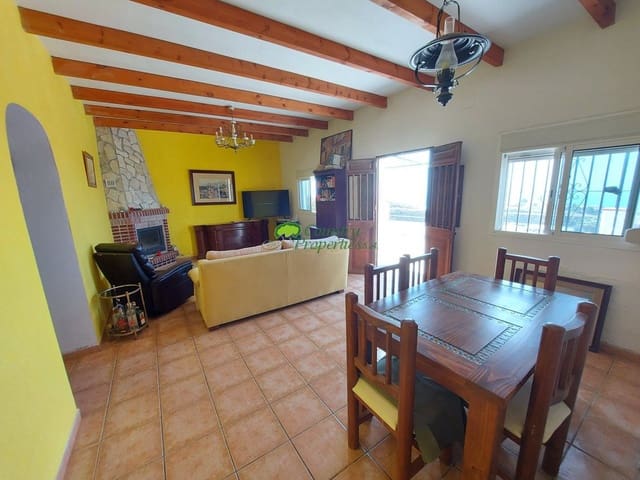 3 chambre Finca/Maison de Campagne à vendre à Lagos, Vélez-Málaga avec garage - 449 000 € (Ref: 8518999)