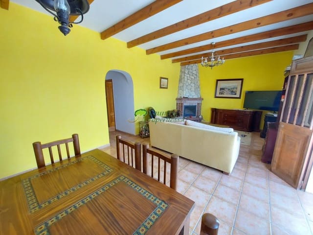 3 chambre Finca/Maison de Campagne à vendre à Lagos, Vélez-Málaga avec garage - 449 000 € (Ref: 8518999)