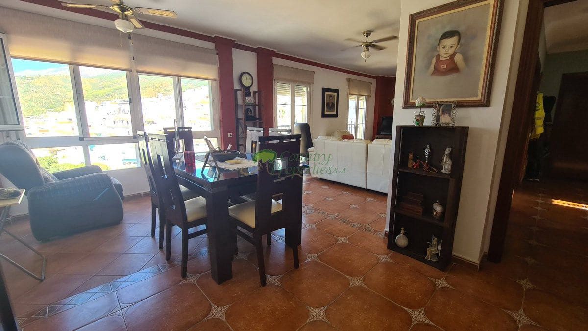 4 soverom Hus til salgs i Canillas de Albaida - € 437 000 (Ref: 8538151)