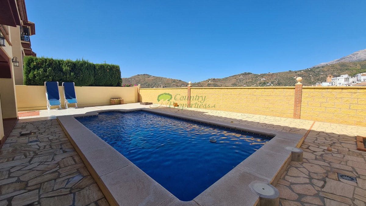 4 soverom Hus til salgs i Canillas de Albaida - € 437 000 (Ref: 8538151)