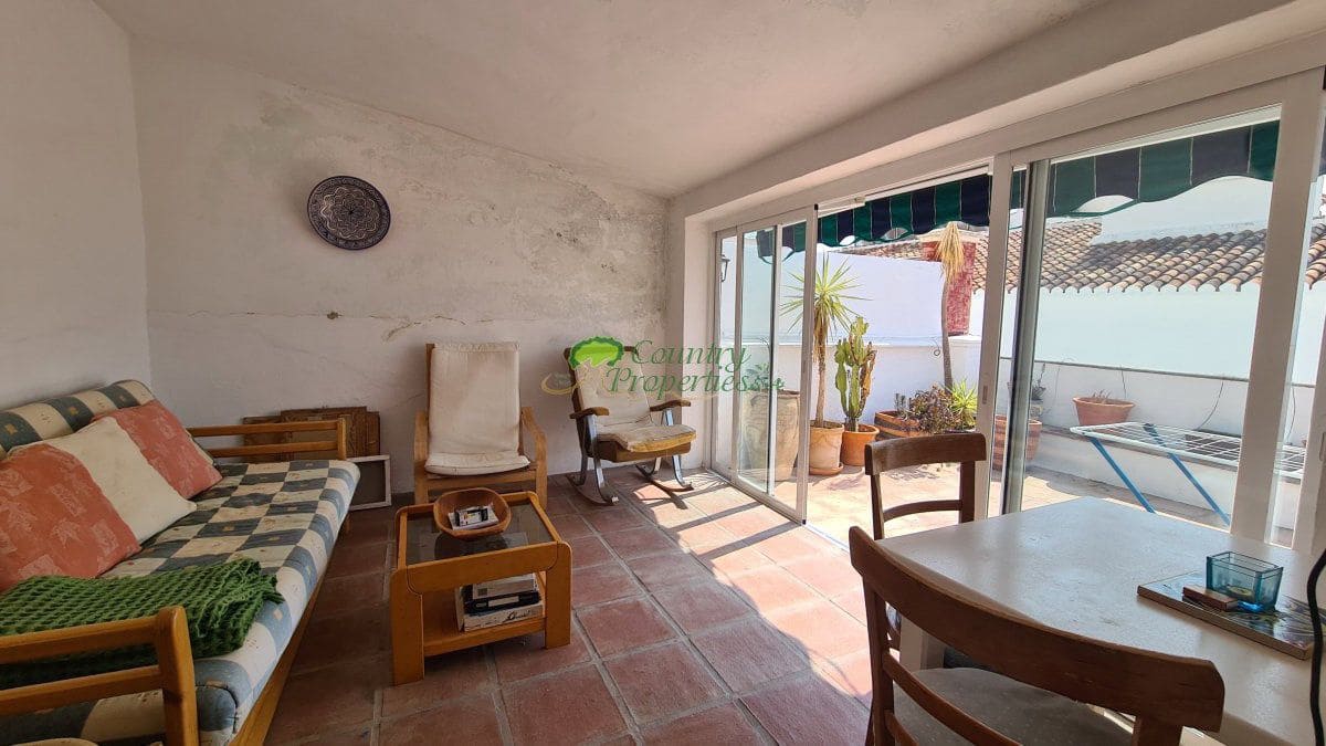5 bedroom Townhouse for sale in Competa - € 230,000 (Ref: 8544461)