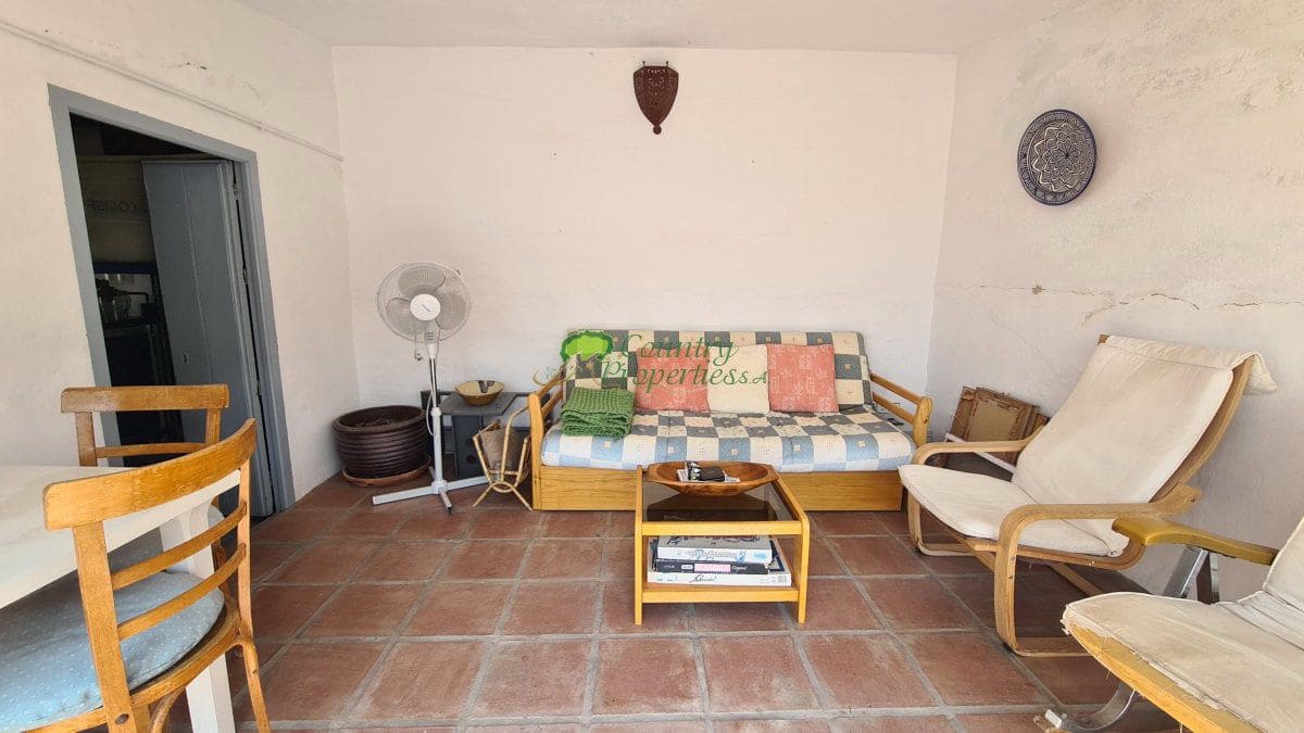 5 bedroom Townhouse for sale in Competa - € 230,000 (Ref: 8544461)
