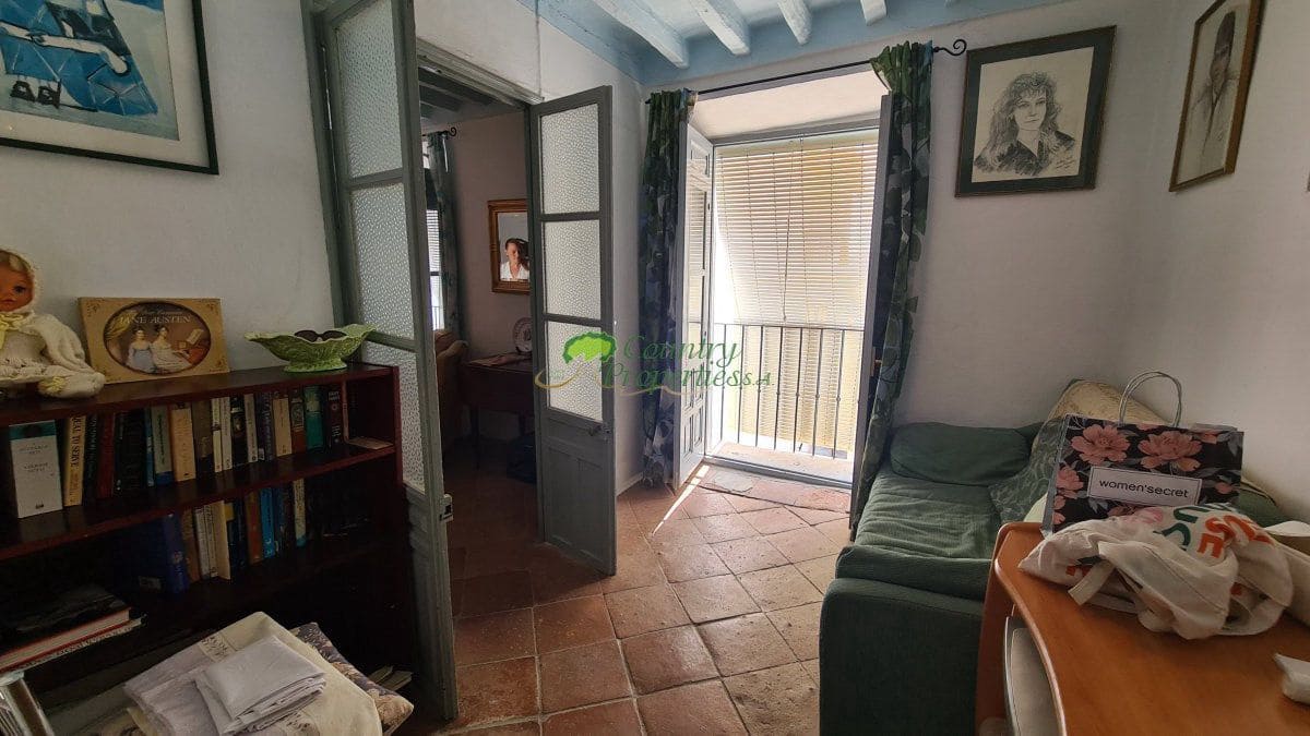 5 bedroom Townhouse for sale in Competa - € 230,000 (Ref: 8544461)