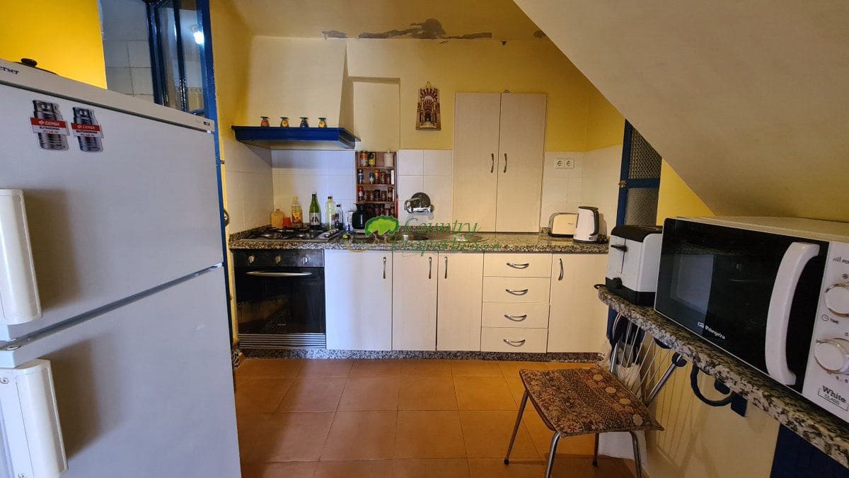 5 bedroom Townhouse for sale in Competa - € 230,000 (Ref: 8544461)