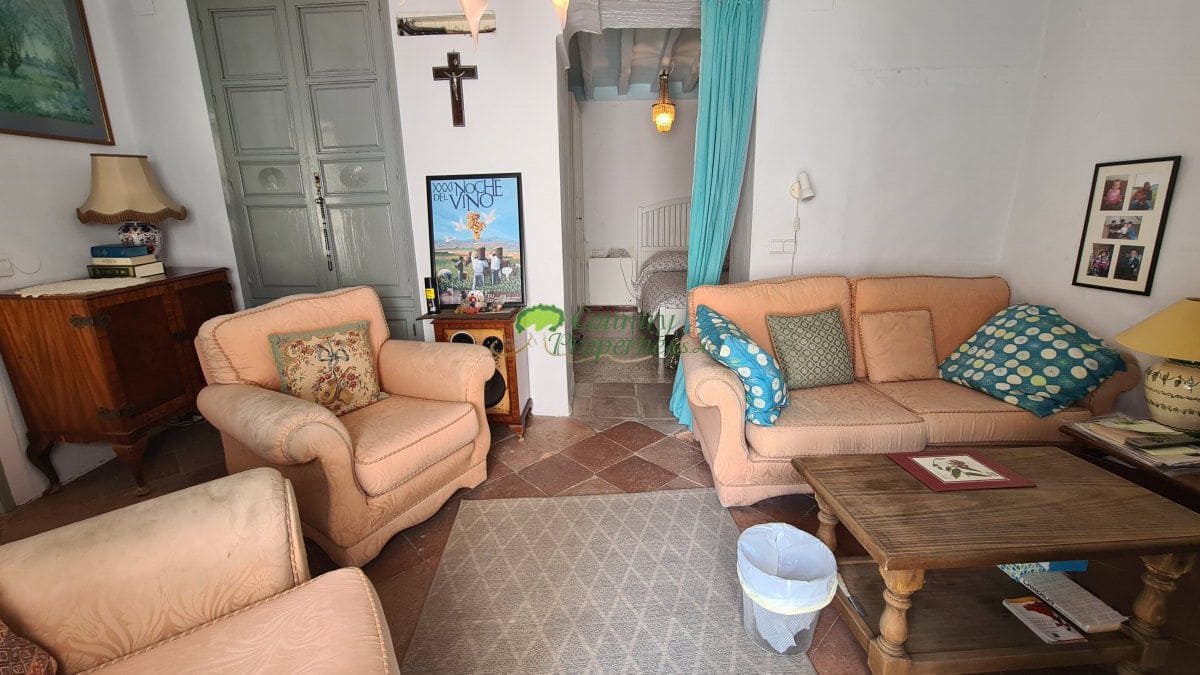 5 bedroom Townhouse for sale in Competa - € 230,000 (Ref: 8544461)