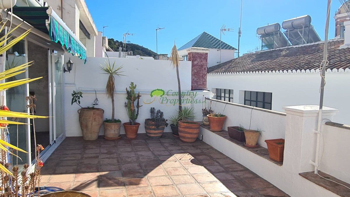 5 bedroom Townhouse for sale in Competa - € 230,000 (Ref: 8544461)