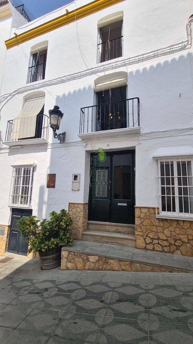 5 bedroom Townhouse for sale in Competa - € 230,000 (Ref: 8544461)