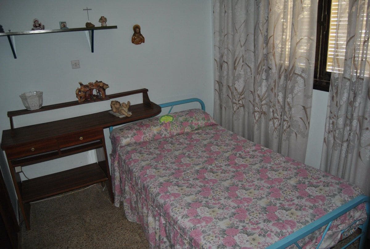 4 soveværelse Byhus til salg i Competa - € 99.000 (Ref: 8572138)