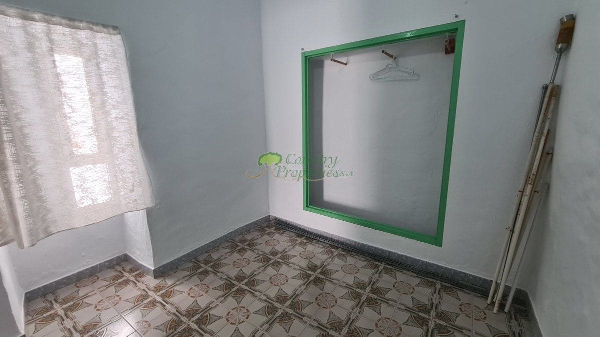 5 soveværelse Byhus til salg i Competa - € 155.000 (Ref: 8572139)