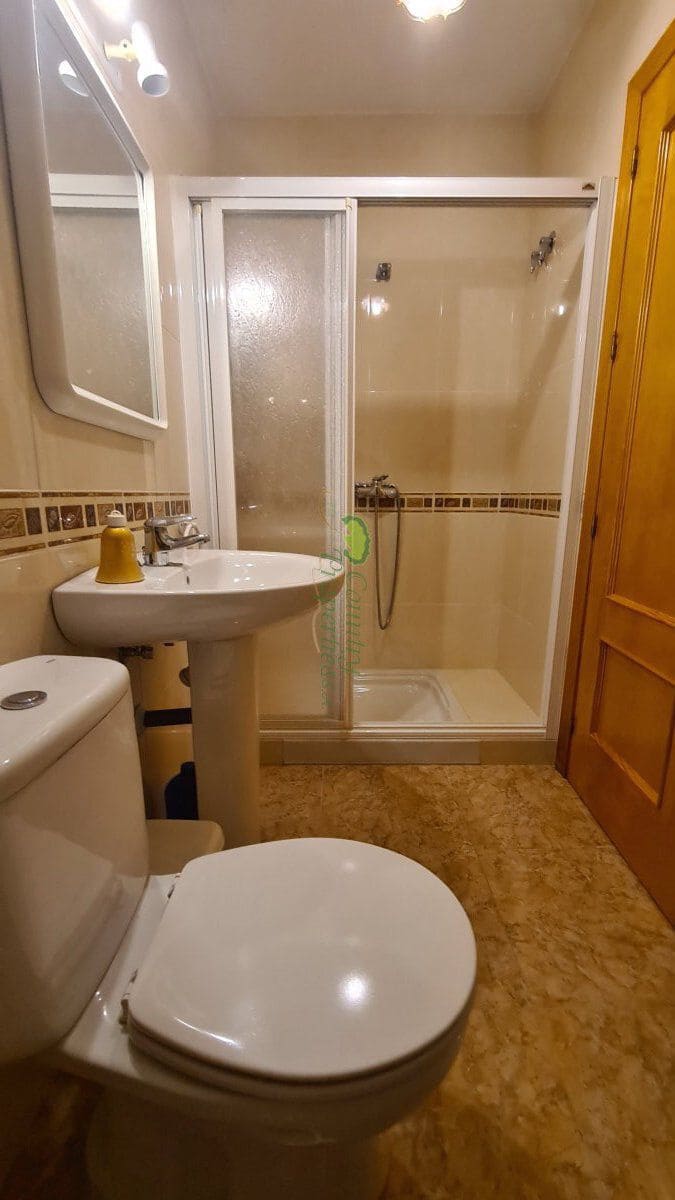 5 soveværelse Byhus til salg i Competa - € 155.000 (Ref: 8572139)