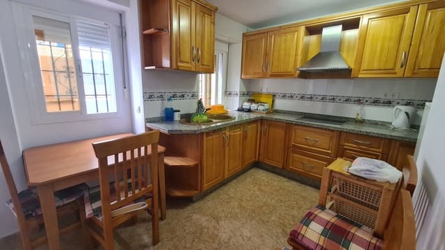 5 soveværelse Byhus til salg i Cómpeta - € 155.000 (Ref: 8572139)