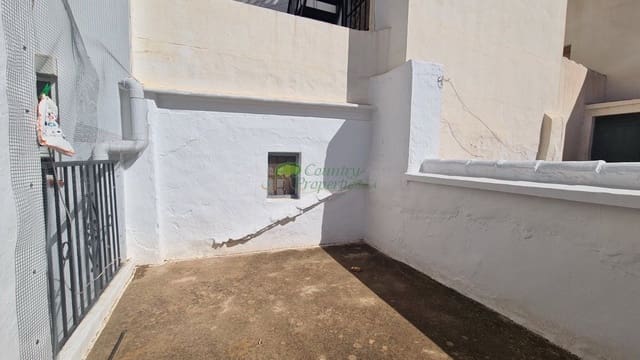 5 soveværelse Byhus til salg i Cómpeta - € 155.000 (Ref: 8572139)