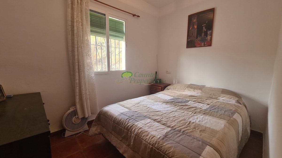 2 slaapkamer Finca/Landhuis te koop in Competa - € 170.000 (Ref: 8590315)