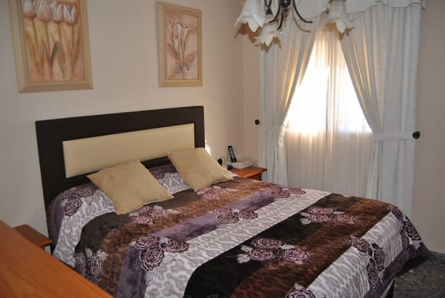 3 sypialnia Dom na sprzedaż w Cómpeta - 184 000 € (Ref: 8601327)