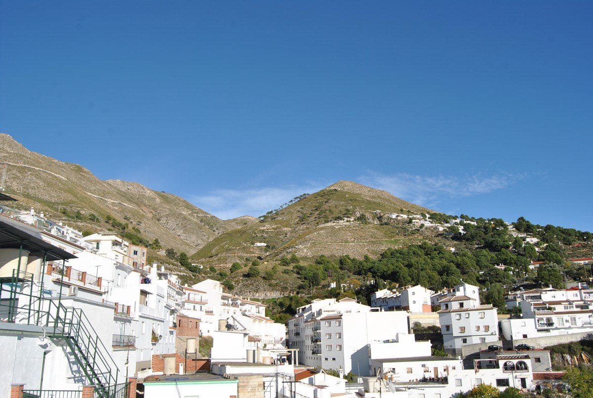 3 soveværelse Byhus til salg i Competa - € 184.000 (Ref: 8601327)