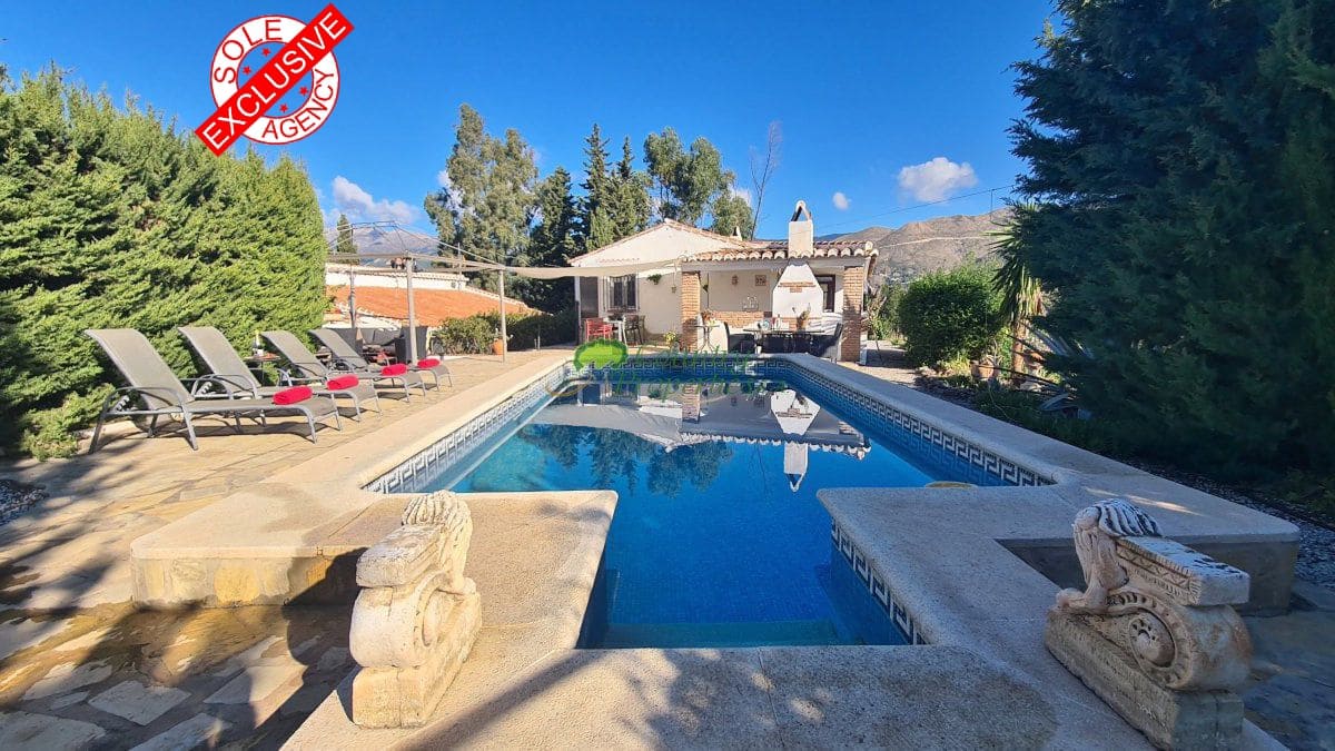 4 sovrum Finca/Hus på landet till salu i Competa med garage - 599 000 € (Ref: 8647984)