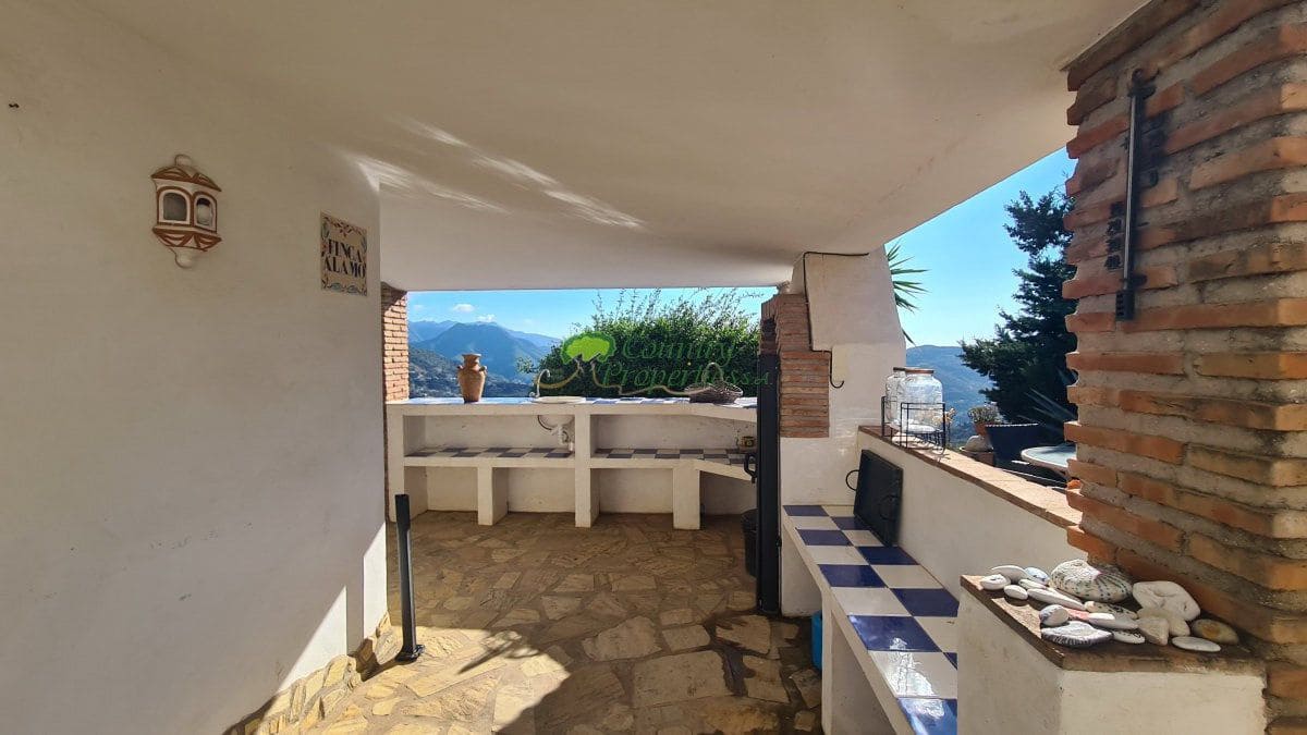 4 sovrum Finca/Hus på landet till salu i Competa med garage - 599 000 € (Ref: 8647984)