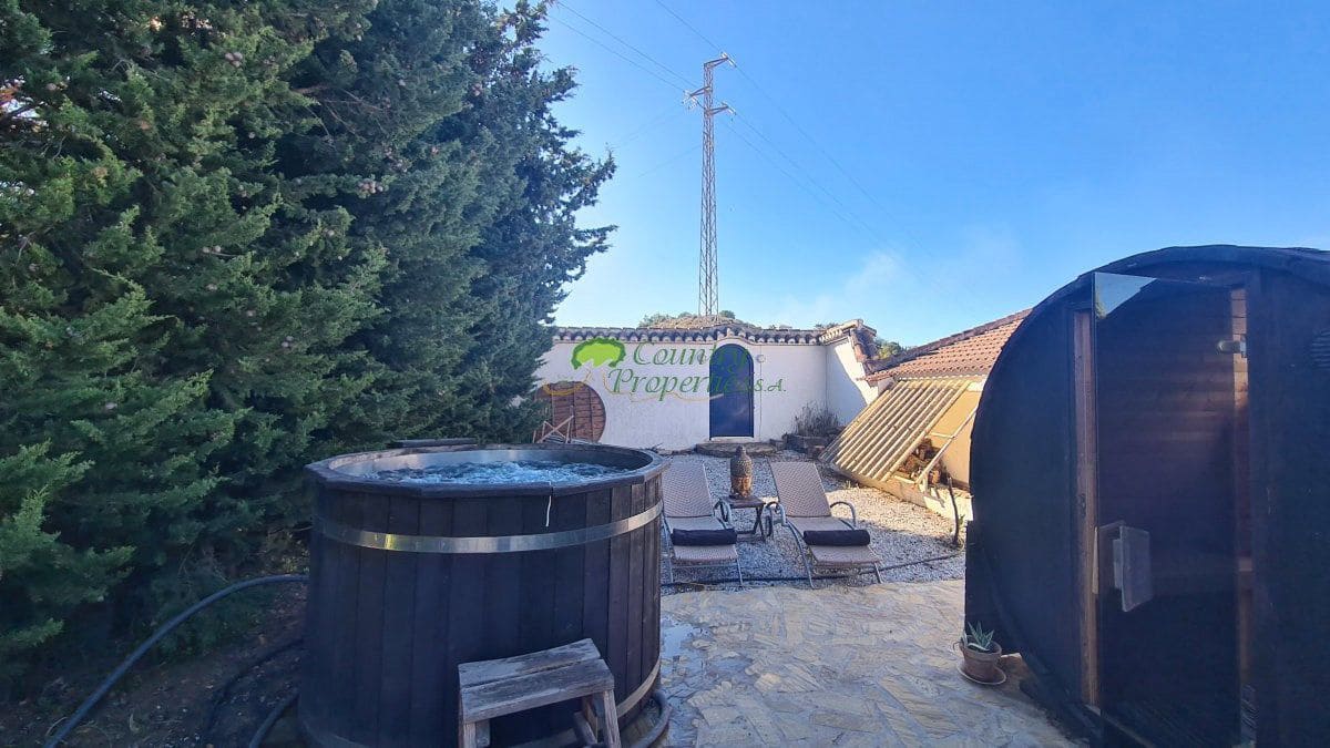 4 sovrum Finca/Hus på landet till salu i Competa med garage - 599 000 € (Ref: 8647984)