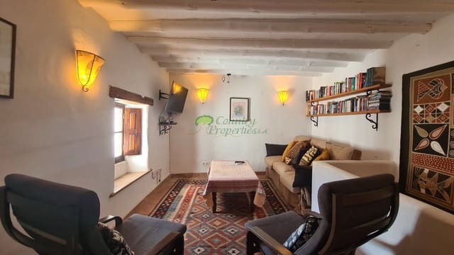 2 soveværelse Byhus til salg i Canillas de Albaida - € 152.000 (Ref: 8654604)