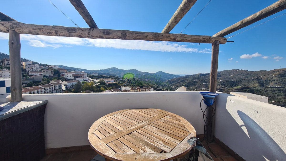 2 soveværelse Byhus til salg i Canillas de Albaida - € 152.000 (Ref: 8654604)