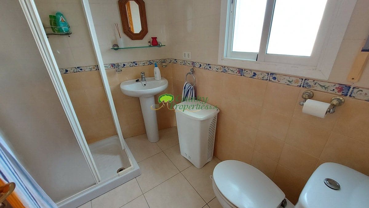 3 slaapkamer Villa te koop in Torrox met garage - € 425.000 (Ref: 8658245)