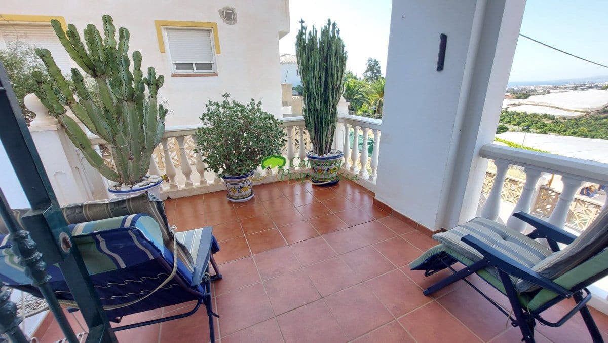 3 slaapkamer Villa te koop in Torrox met garage - € 425.000 (Ref: 8658245)