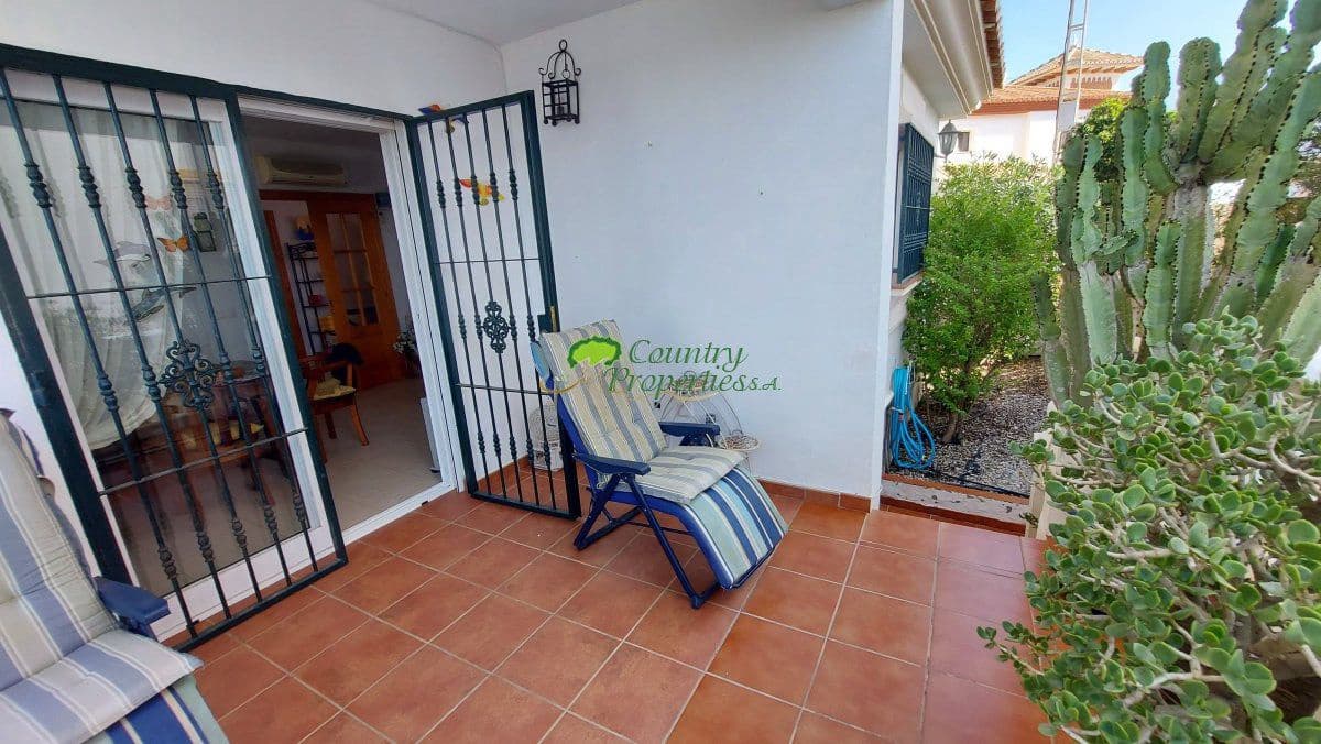 3 slaapkamer Villa te koop in Torrox met garage - € 425.000 (Ref: 8658245)