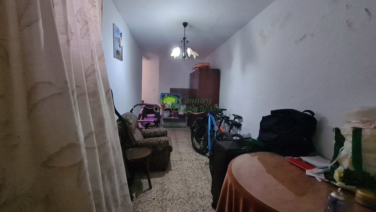 3 slaapkamer Huis te koop in Sayalonga - € 129.000 (Ref: 8697822)