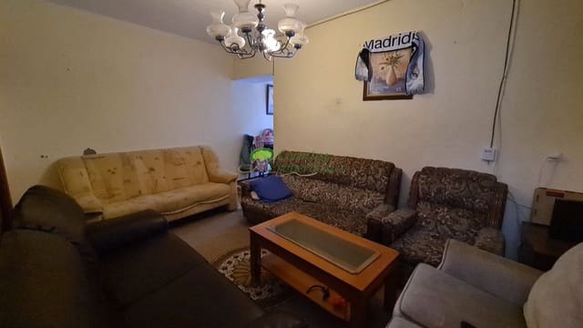 3 soveværelse Byhus til salg i Sayalonga - € 129.000 (Ref: 8697822)