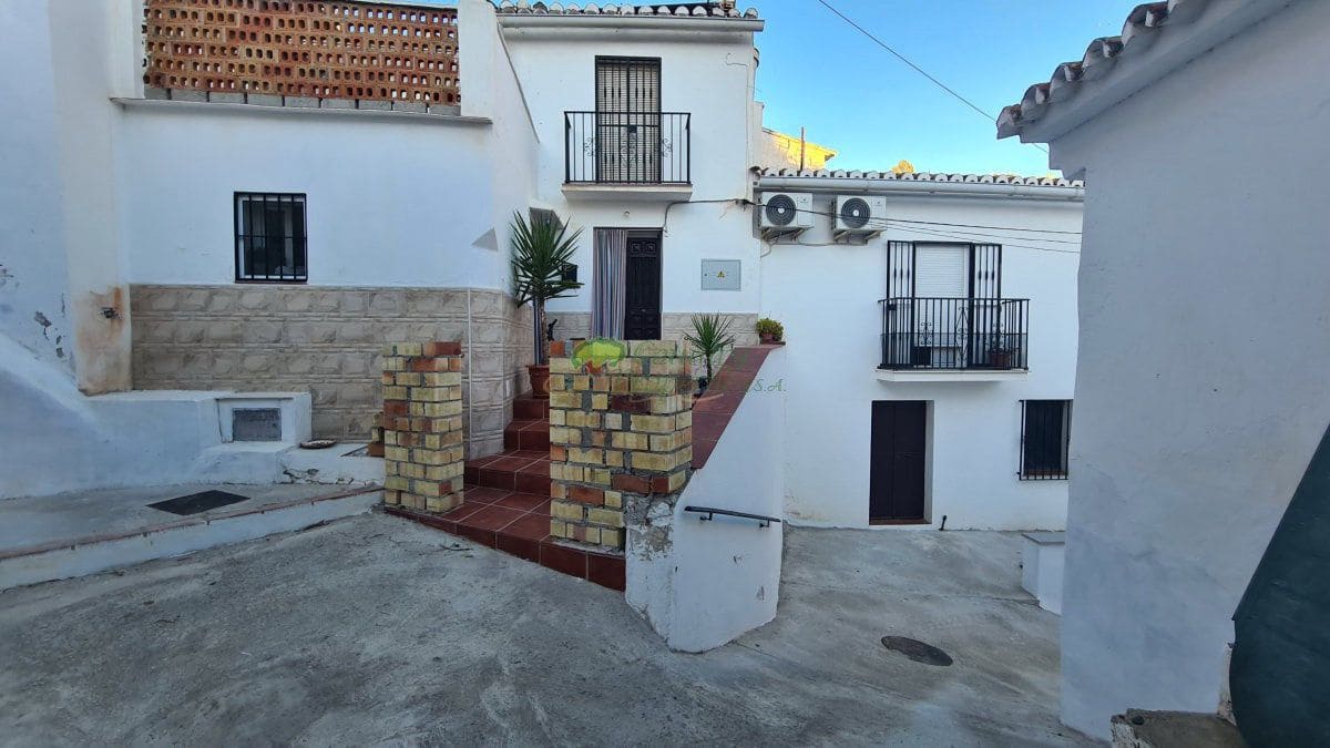 3 soveværelse Byhus til salg i Benamargosa - € 85.000 (Ref: 8781124)