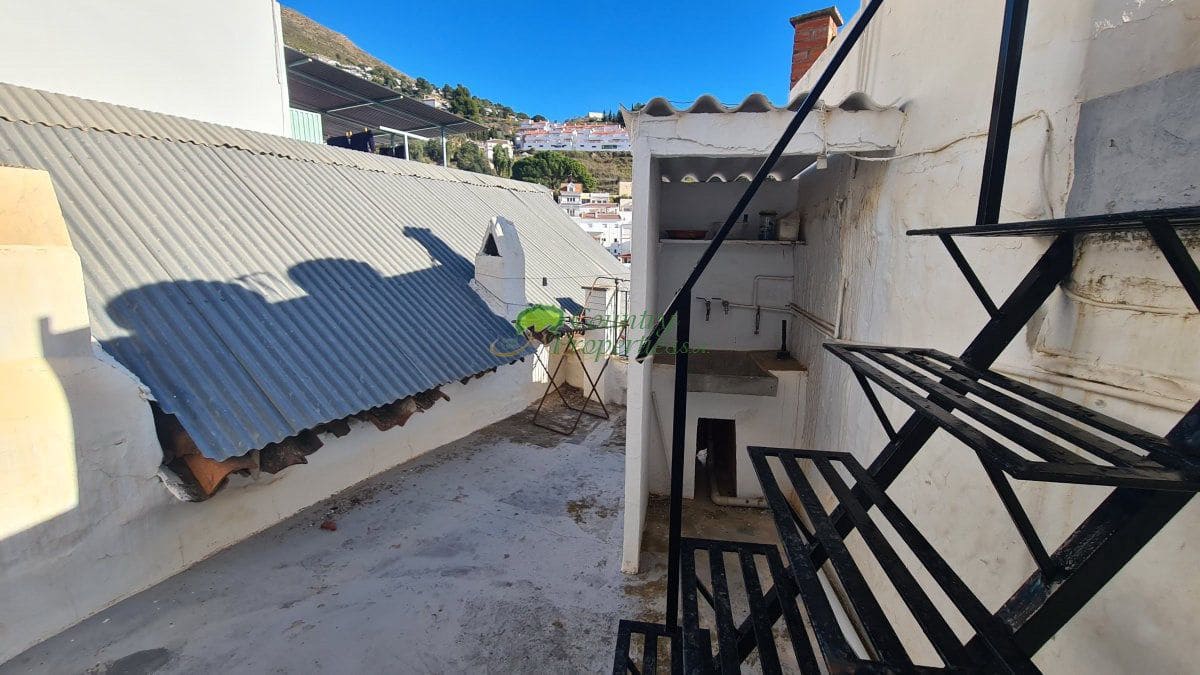 4 sypialnia Dom na sprzedaż w Competa - 169 000 € (Ref: 8801359)