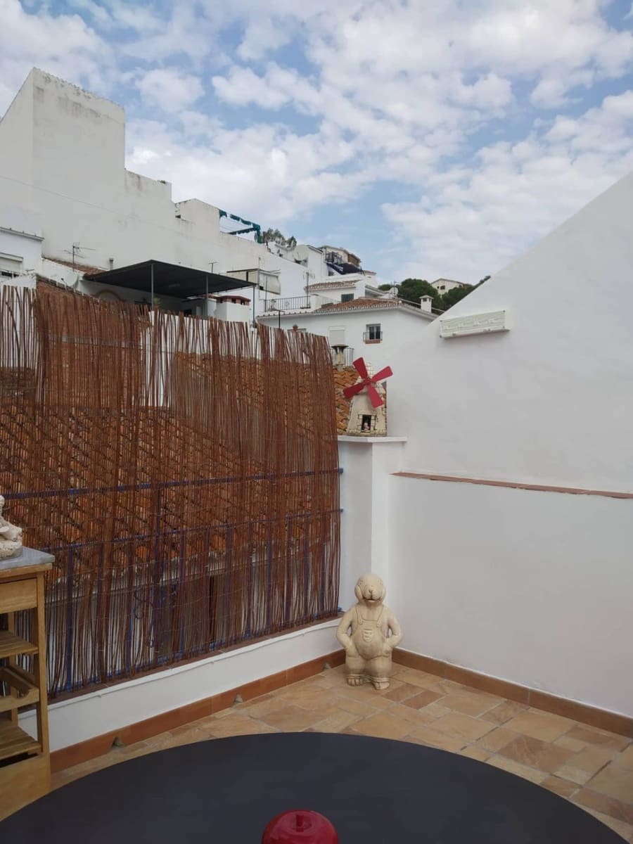 2 soverom Hus til salgs i Torrox - € 145 000 (Ref: 8801360)