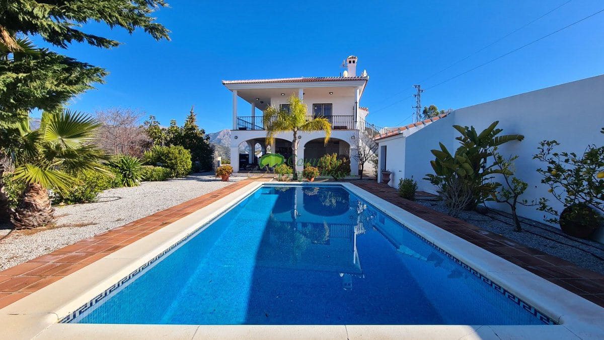 3 sypialnia Finka/Dom wiejski na sprzedaż w Competa z garażem - 790 000 € (Ref: 8827236)