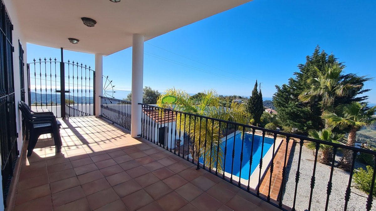 3 sypialnia Finka/Dom wiejski na sprzedaż w Competa z garażem - 790 000 € (Ref: 8827236)