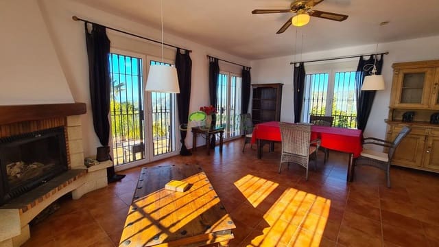 3 makuuhuone Maalaistalo myytävänä paikassa Cómpeta mukana 
autotalli - 790 000 € (Ref: 8827236)