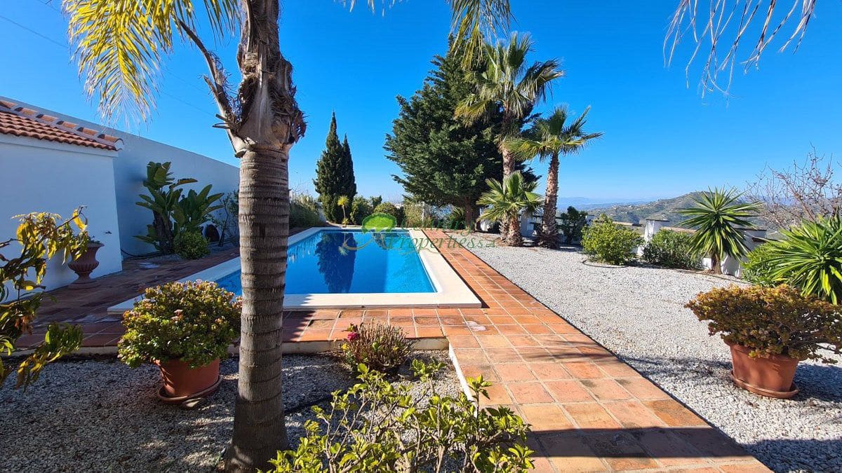 3 sypialnia Finka/Dom wiejski na sprzedaż w Competa z garażem - 790 000 € (Ref: 8827236)