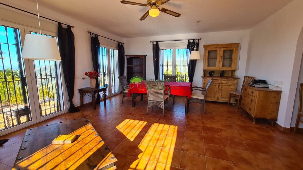 3 sypialnia Finka/Dom wiejski na sprzedaż w Competa z garażem - 790 000 € (Ref: 8827236)