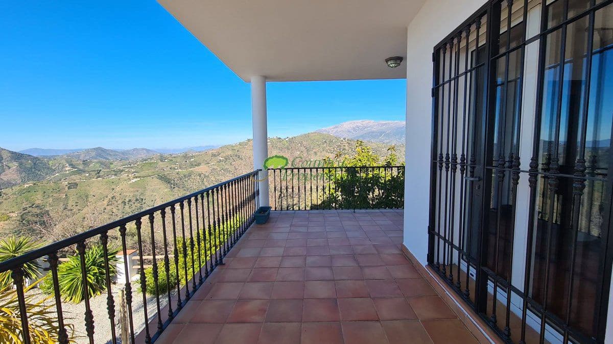 3 sypialnia Finka/Dom wiejski na sprzedaż w Competa z garażem - 790 000 € (Ref: 8827236)