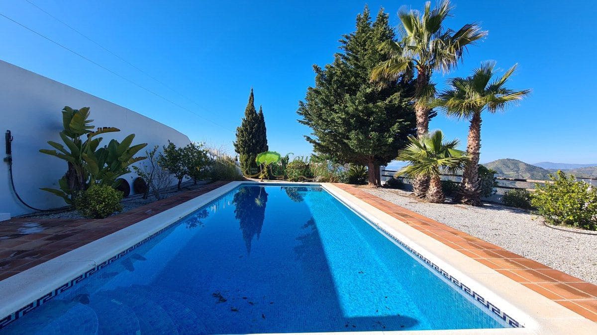 3 sypialnia Finka/Dom wiejski na sprzedaż w Competa z garażem - 790 000 € (Ref: 8827236)