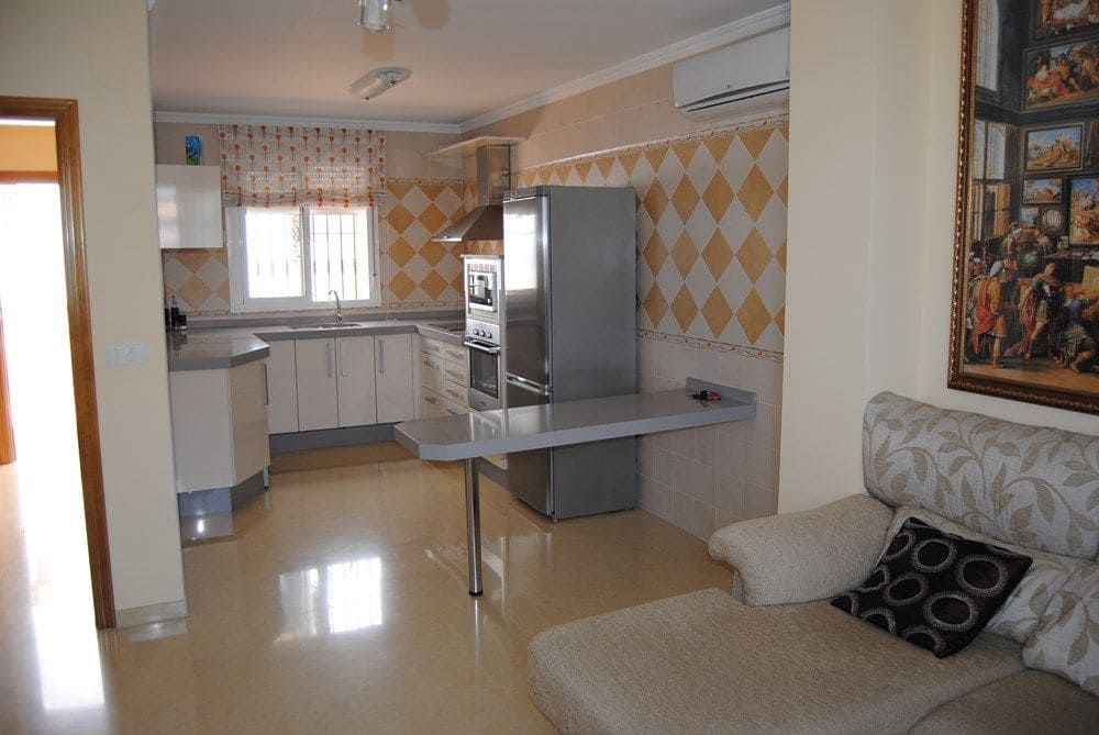 3 soveværelse Lejlighed til salg i Competa - € 190.000 (Ref: 8836445)