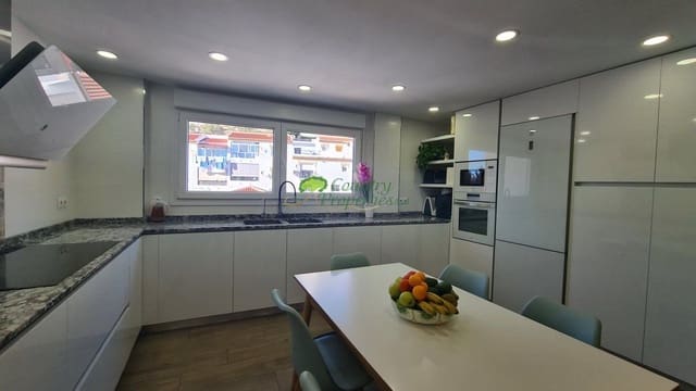 4 sypialnia Dom na sprzedaż w Cómpeta - 445 000 € (Ref: 8854573)