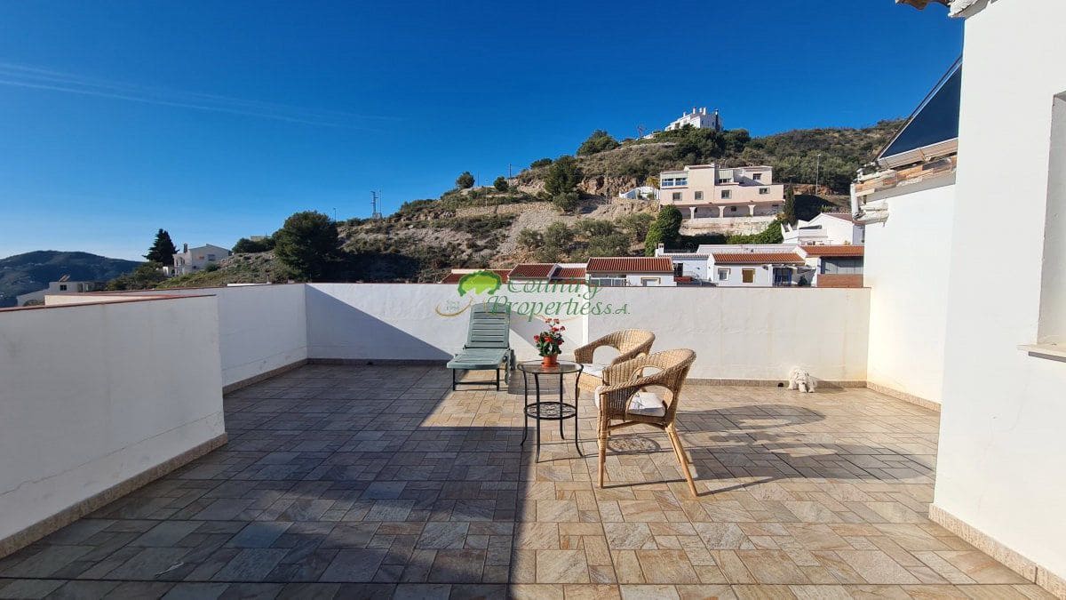 4 soveværelse Byhus til salg i Competa - € 445.000 (Ref: 8854573)