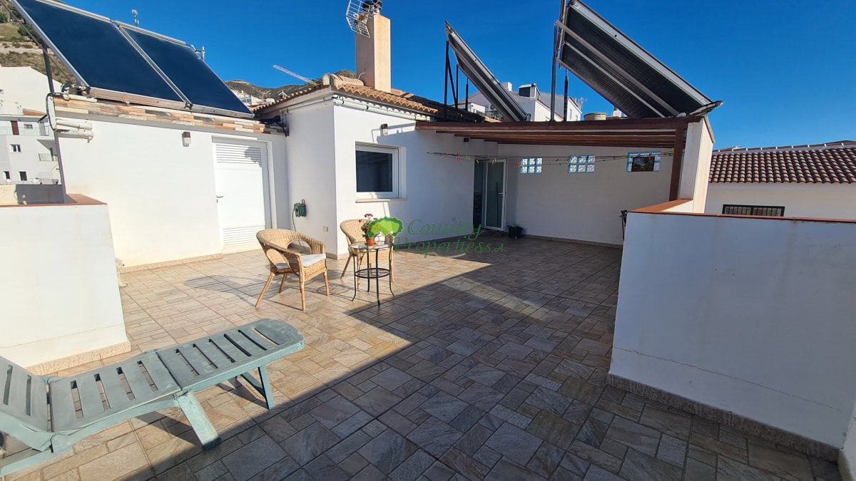 4 soveværelse Byhus til salg i Competa - € 445.000 (Ref: 8854573)