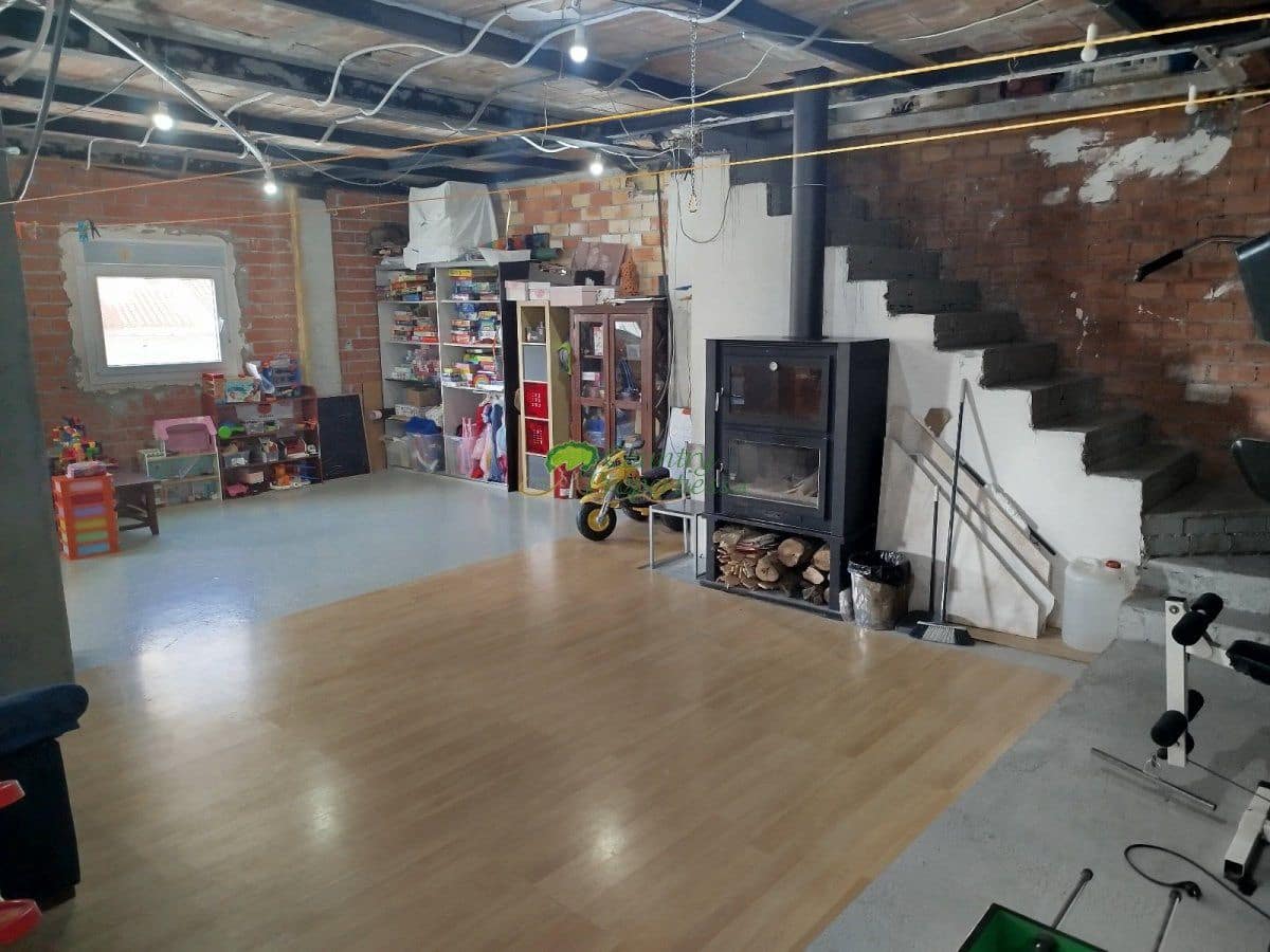 4 soveværelse Byhus til salg i Competa - € 445.000 (Ref: 8854573)