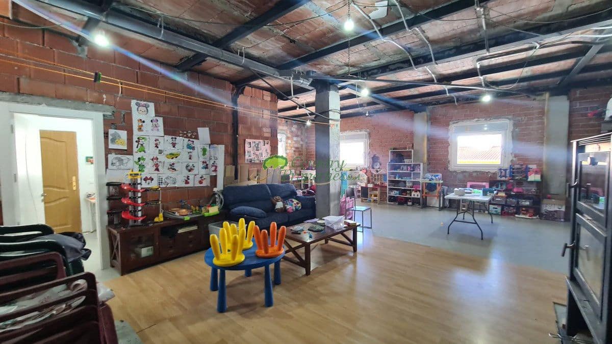 4 soveværelse Byhus til salg i Competa - € 445.000 (Ref: 8854573)