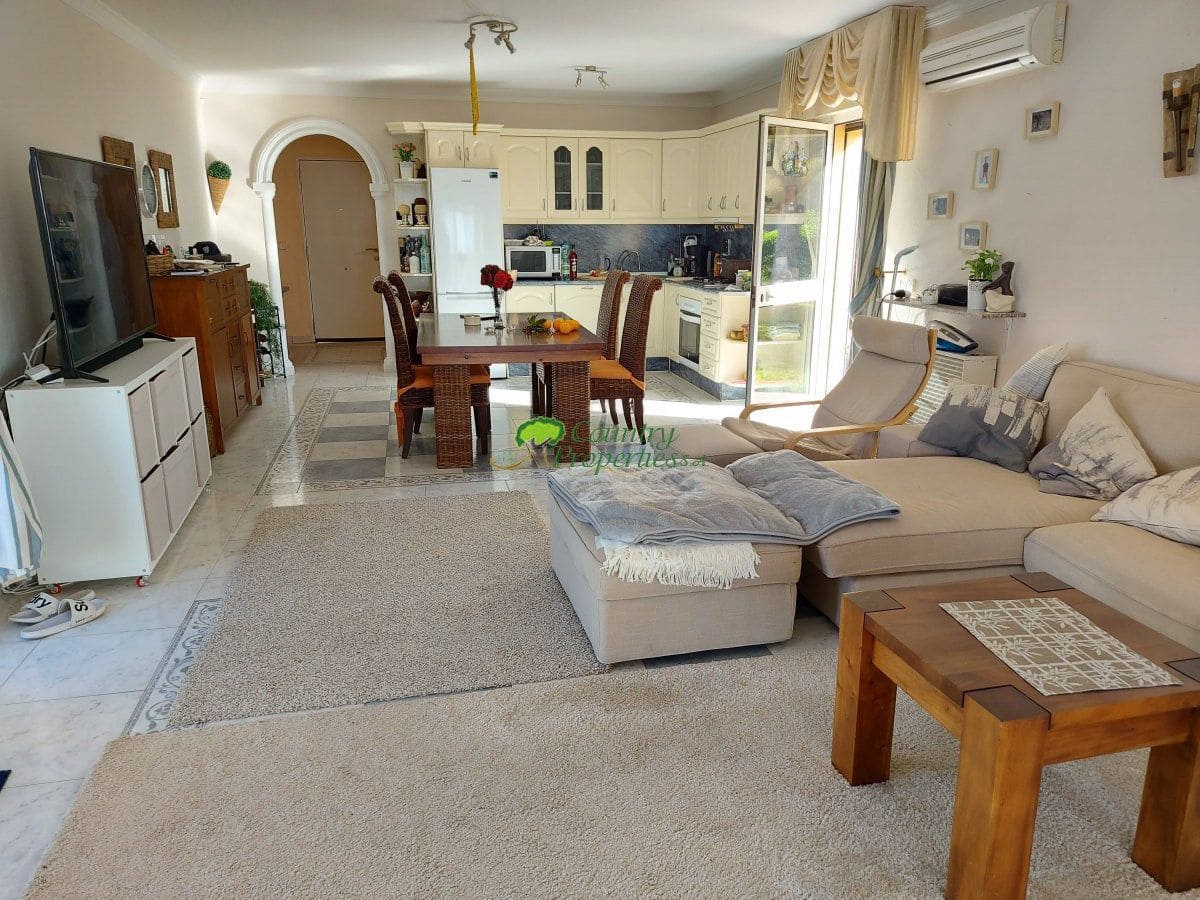 3 makuuhuone Maalaistalo myytävänä paikassa Torrox mukana 
autotalli - 529 000 € (Ref: 8906526)