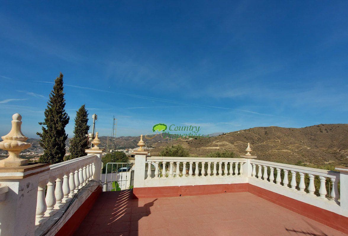 3 makuuhuone Maalaistalo myytävänä paikassa Torrox mukana 
autotalli - 529 000 € (Ref: 8906526)