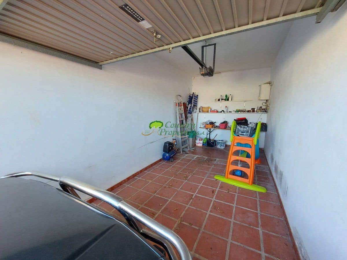 3 makuuhuone Maalaistalo myytävänä paikassa Torrox mukana 
autotalli - 529 000 € (Ref: 8906526)