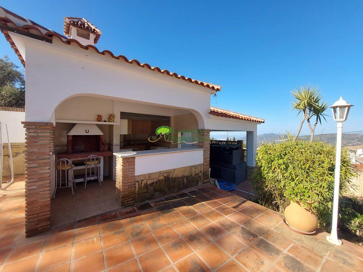 4 chambre Finca/Maison de Campagne à vendre à Competa avec garage - 599 000 € (Ref: 8960384)